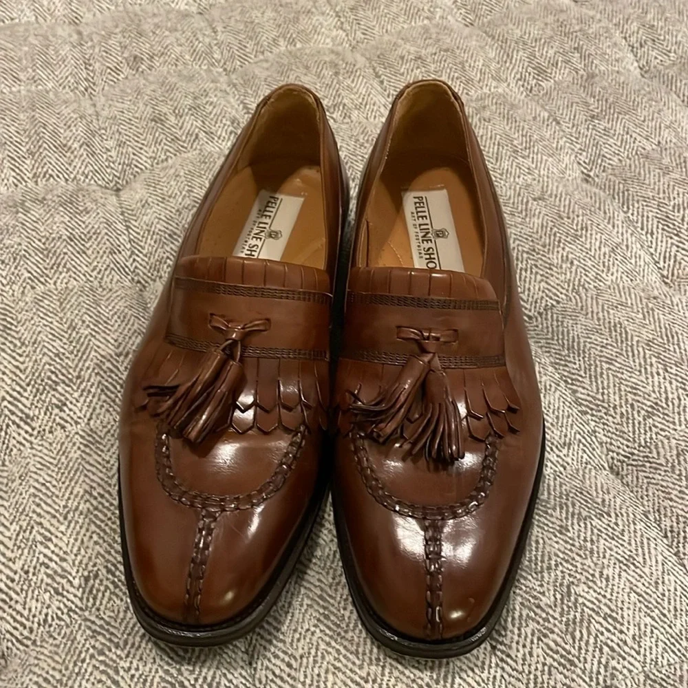 Pelle Line Shoes tassel loafers size 8 M